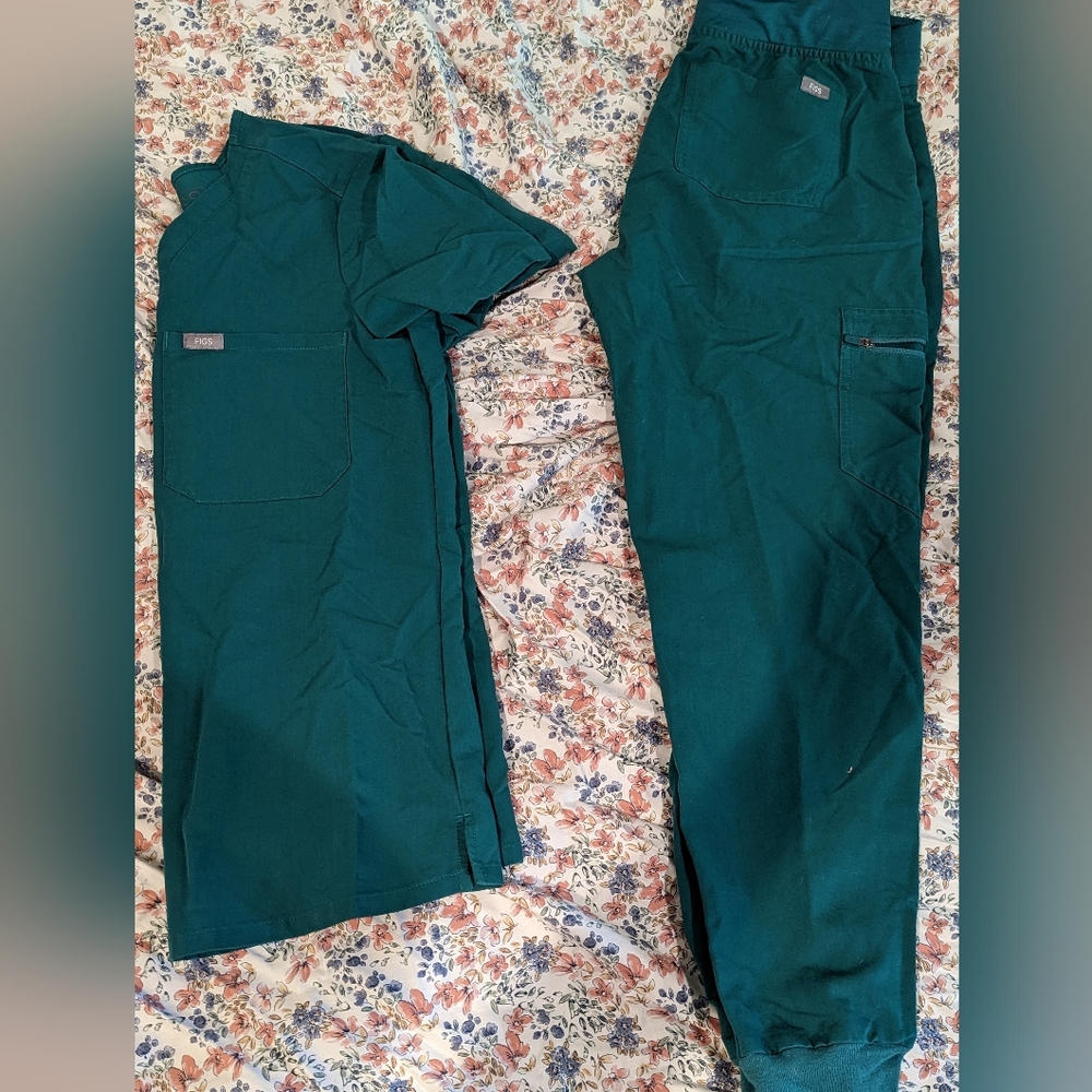 Figs Green Scrubs